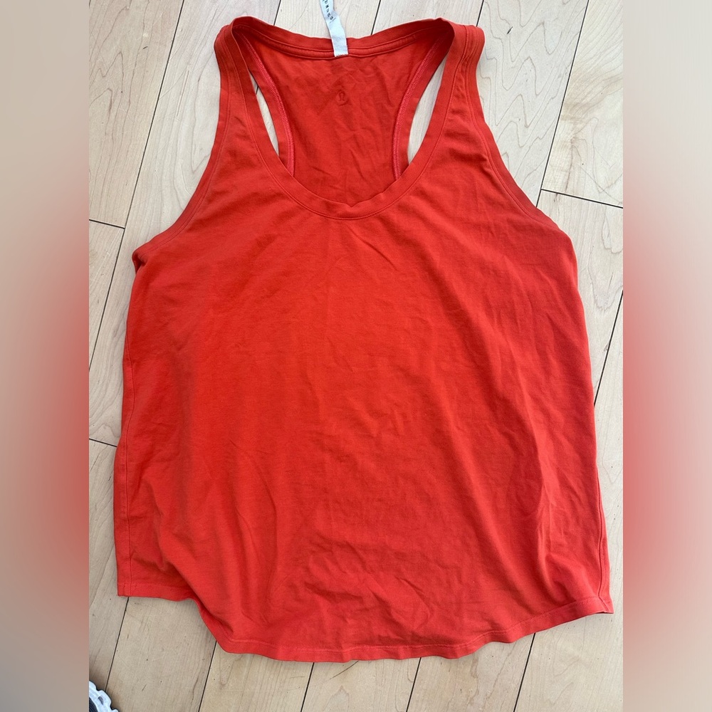 Lululemon tank